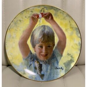 Viletta First Catch Thornton Utz Carefree Days Collector Plate 1982 1614A 8.5"